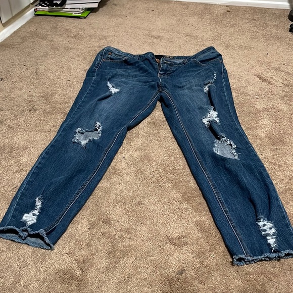 Rampage distressed jeans in size 13. - Picture 1 of 2